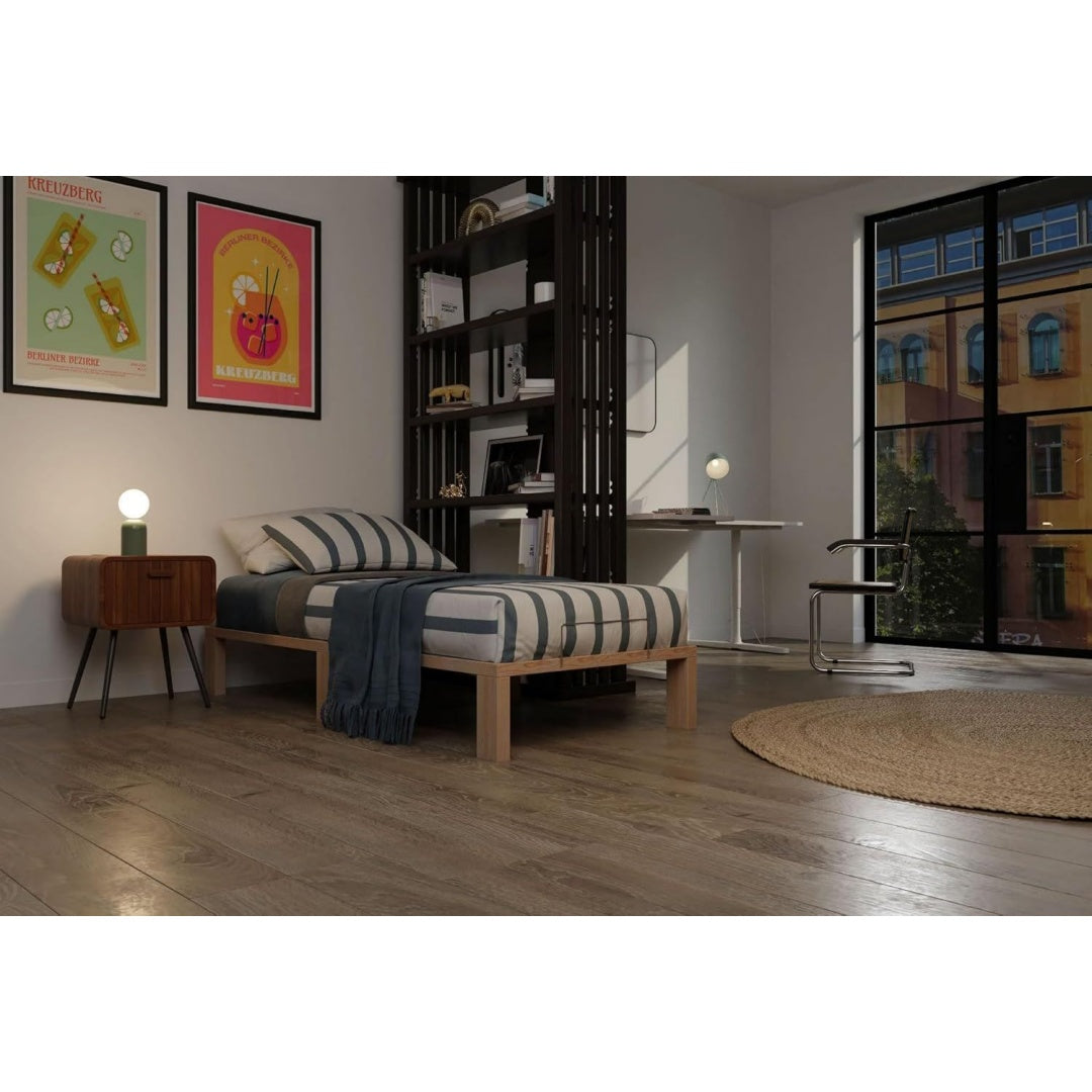 Bett fuer Schlafzimmer natur mit Tueren modular